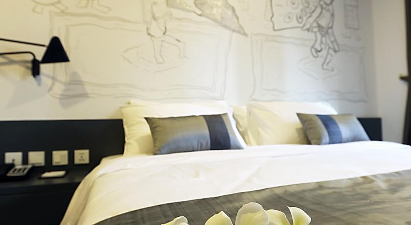 Hotel Records Phnom Penh Phòng bức ảnh