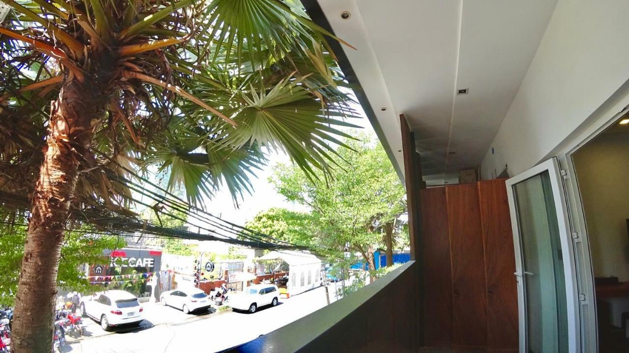 Hotel Records Phnom Penh Ngoại thất bức ảnh