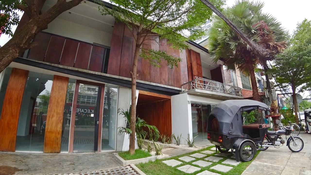 Hotel Records Phnom Penh Ngoại thất bức ảnh
