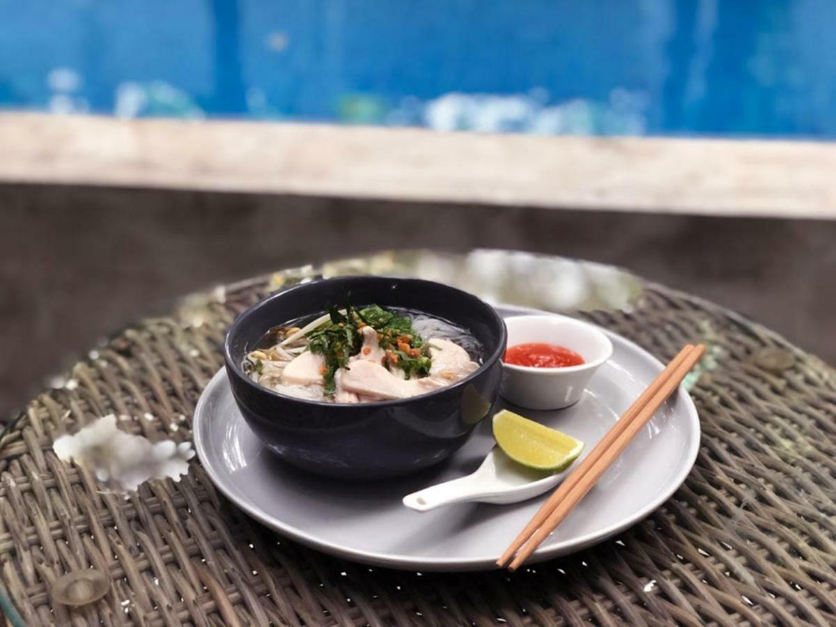 Hotel Records Phnom Penh Ngoại thất bức ảnh